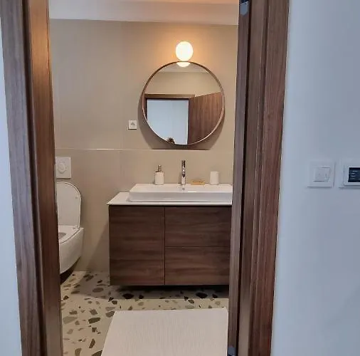 Delta House - Beta Zára